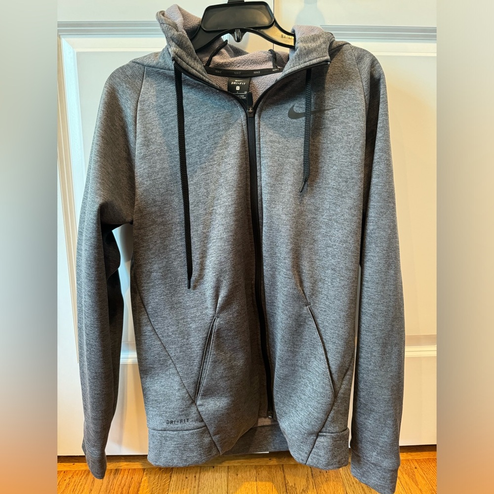 Men’s small Nike zip up Gray Hopdie